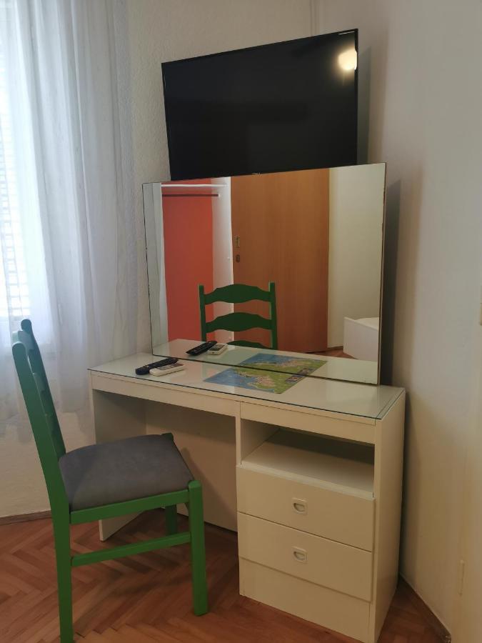 Apartman Tudor Kuzma 赫瓦尔 外观 照片