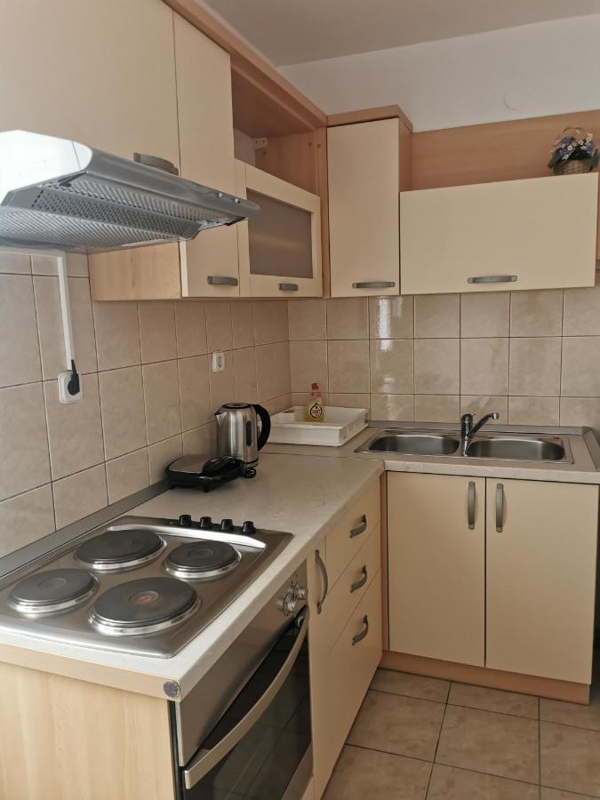 Apartman Tudor Kuzma 赫瓦尔 外观 照片
