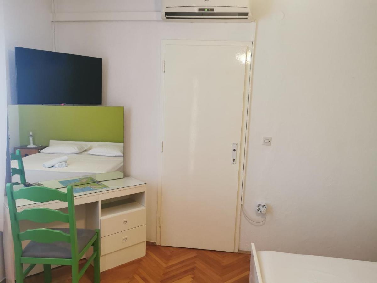 Apartman Tudor Kuzma 赫瓦尔 外观 照片